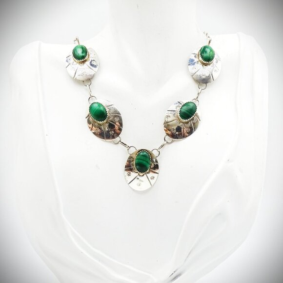 VINTAGE Etched Sterling Silver & Genuine Malachite Necklace & Earrings Set - Picture 6 of 9